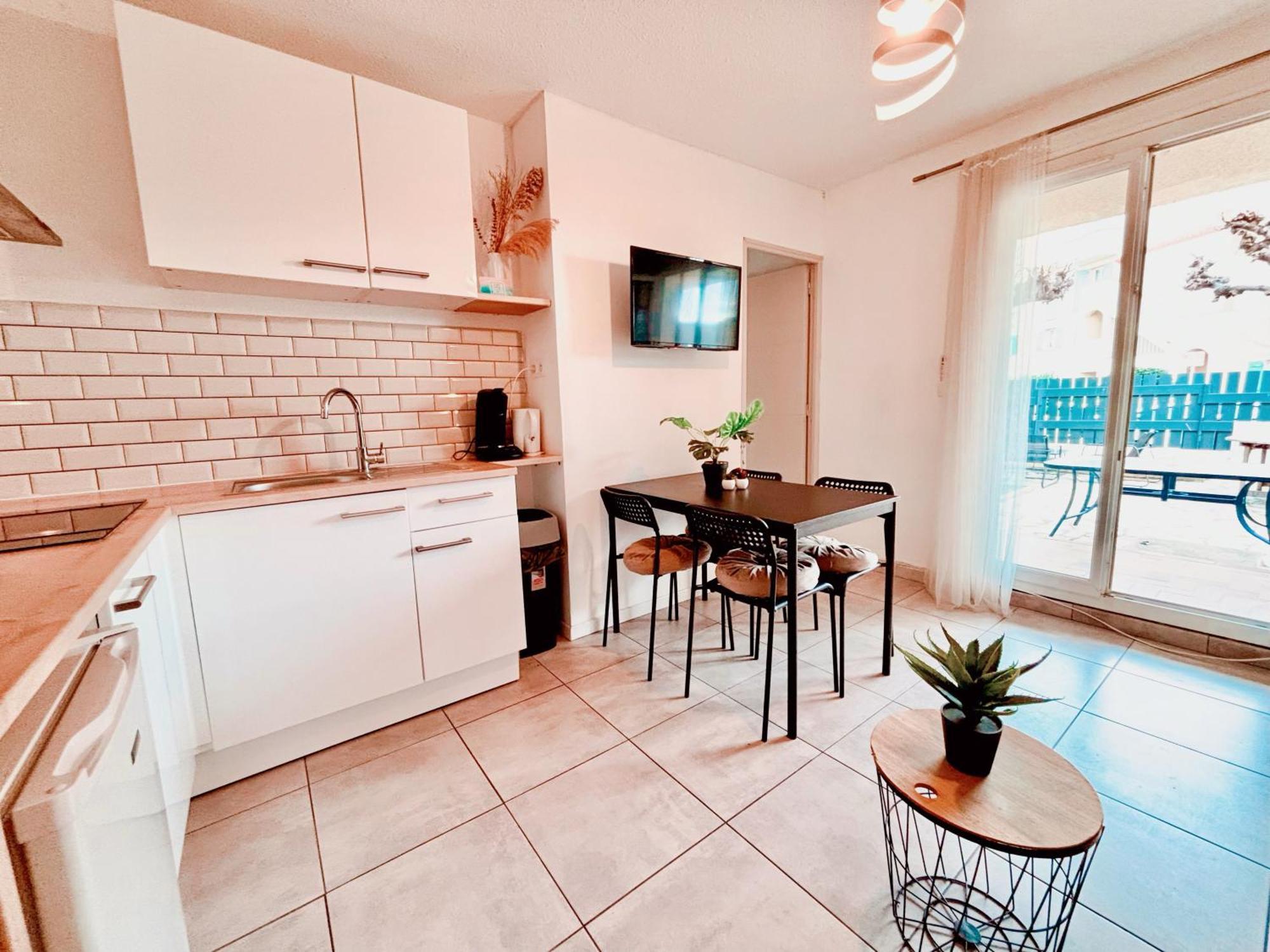 Appartement Calme Avec Jardin Privatif - 3 - Canet-en-Roussillon Buitenkant foto