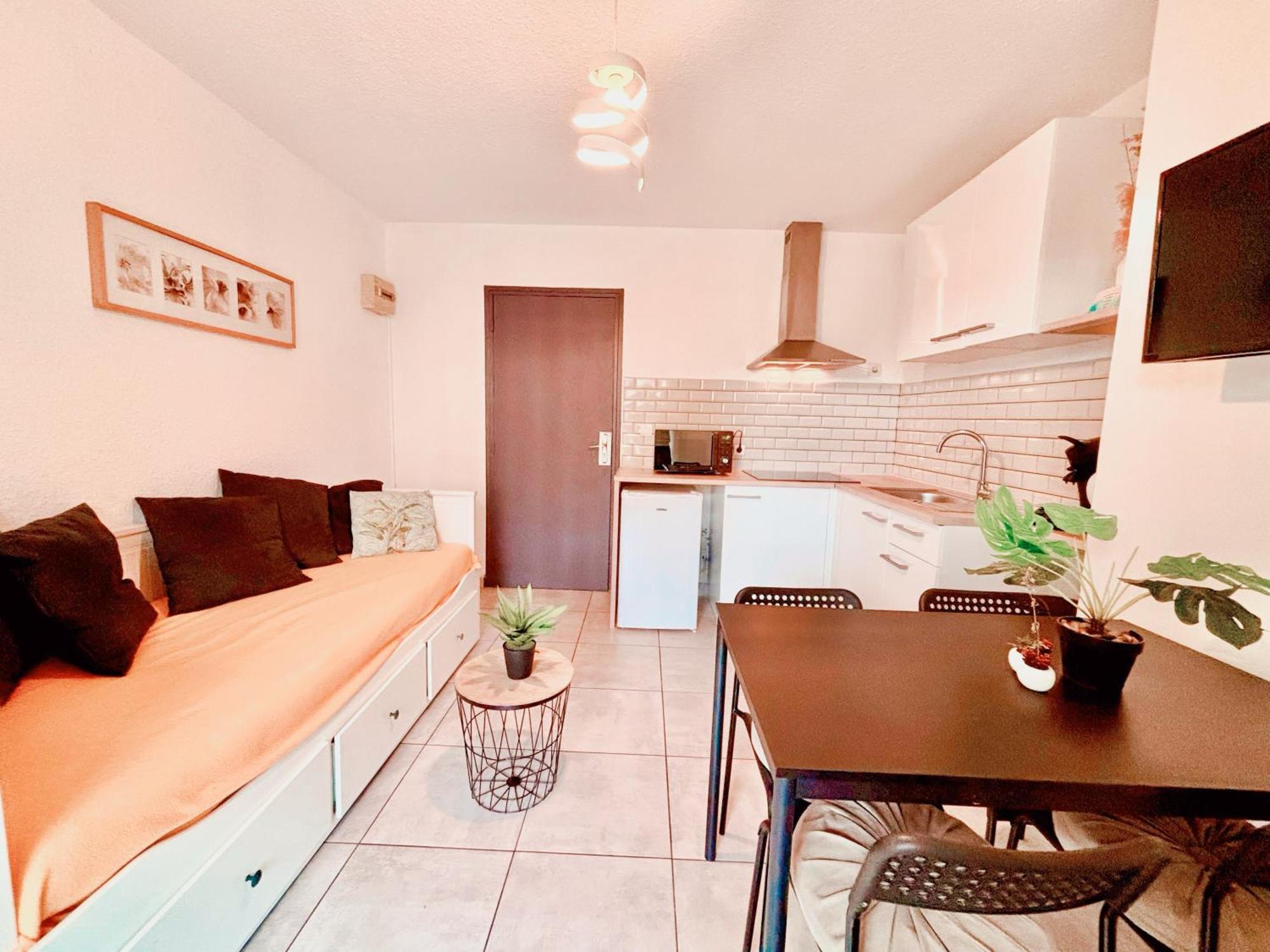 Appartement Calme Avec Jardin Privatif - 3 - Canet-en-Roussillon Buitenkant foto