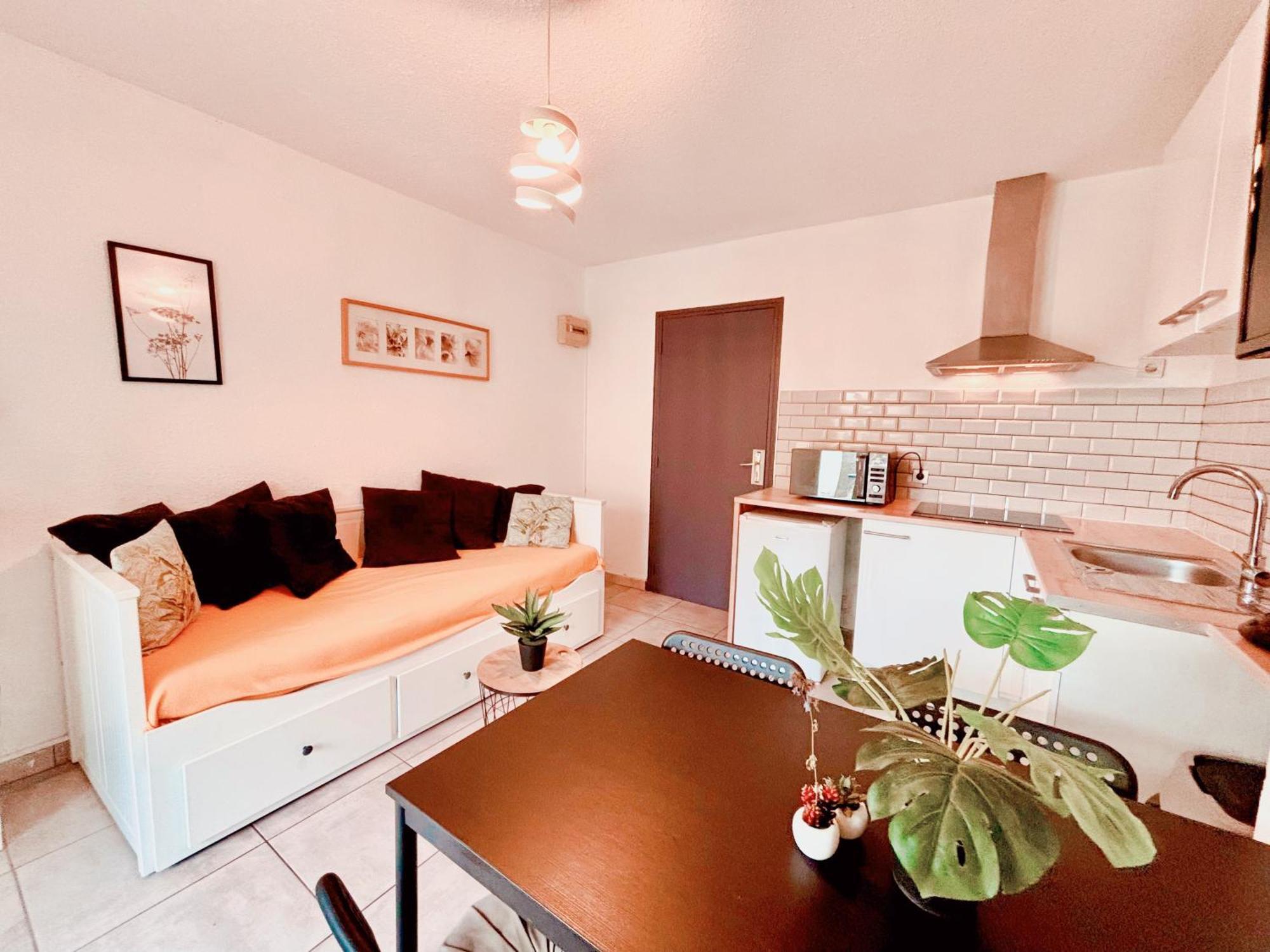Appartement Calme Avec Jardin Privatif - 3 - Canet-en-Roussillon Buitenkant foto